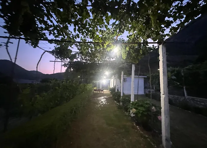 The Peaceful Of Koman Casa vacanze